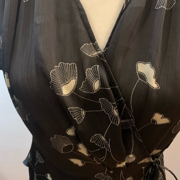 Zara black-white ginkgo wrap top, size S - Picture 4 of 6